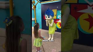 Misbehaving Disney Mascot Amazes Mini Girl😰🫣 shorts disney mamandisneyland [upl. by Uticas]