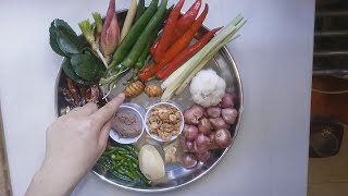 Delicious Thai Laksa from Scratch  Laksa Siam  ขนมจีนน้ำยา Part 1 [upl. by Elvie]