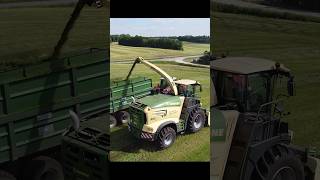 🚜💫 A KRONE Combine Harvester and a Massey Ferguson Tractor Harvest Silage in a Field  Silage 2024 [upl. by Beverie]