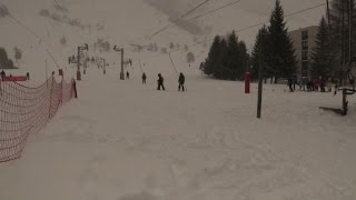 Réactions aux Deux Alpes au lendemain de lavalanche meurtrière [upl. by Aracaj]