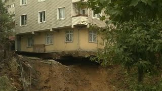 a fourstorey building collapse after a landslide [upl. by Chin]