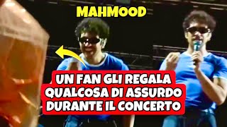 700 Grammi di ’Nduja a Mahmood Durante il Concerto IL VIDEO che Ha Fatto Impazzire Tutti [upl. by Rabbi]