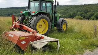 Heuernte 2018 Mähen mit John Deere 6300 und Kuhn FC 200 [upl. by Bartholomeus]