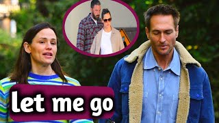 Jennifer Garner Dines Out with Boyfriend John Miller in LA After Ben Affleck and JLos Divorce [upl. by Niroht]