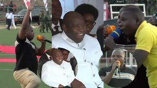 MUTIMA LE COMÉDIEN ATWENGEJE PRÉSIDENT EVARISTE NDAYISHIMIYE ABANTU BARAKUMBAGARAUDATWENZE UZOBA🤣🤣🤣 [upl. by Rosy]