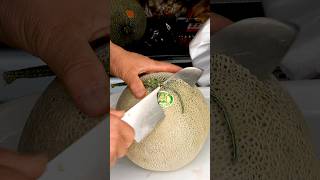 과일깎기 달인의 멜론 자르기Fruit cutting skill of expert lady in Namdaemun market shortvideos [upl. by Ilrac877]