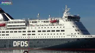 DFDS FERRY ENTERING THE TERMINAL IN OSLO NORWAY [upl. by Edla]