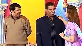 Best Of Nasir Chinyoti and Nargis With Naseem Vicky Stage Drama Comedy Funny Clip  Pk Mast [upl. by Wynny120]