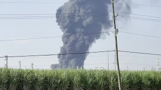 Fire at Marathon refinery in Garyville [upl. by Drarrej]