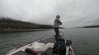 Winter bass Fishing lake guntersville January 2023 [upl. by Oniger]