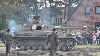 DasPanzermuseum VidCast  Veranstaltungen Stahl auf der Heide I  Panzer IVwmv [upl. by Huskamp]