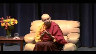 Tendências infantis que nos impedem de viver o presente  Jetsunma Tenzin Palmo [upl. by Arahset]