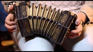 Aoibheann Queally concertina Pamela Queally fiddle Irish music [upl. by Sudnac]