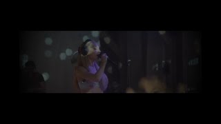 Ariana Grande  Right There Live from London ft Big Sean [upl. by Haelat]