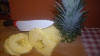 Comment découper un ananas  Technique de cuisine [upl. by Ryan]