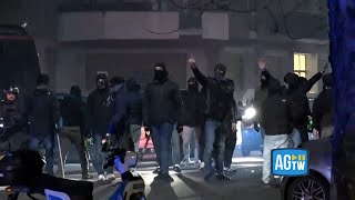 Derby LazioRoma scontri fra ultrà giallorossi e polizia [upl. by Lurlene]