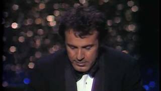 Milos Forman ‪Wins Best Director 1976 Oscars [upl. by Almeeta394]