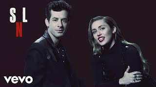 Miley Cyrus Mark Ronson  Happy Xmas War Is Over Live at SNL ft Sean Ono Lennon [upl. by Nottirb]