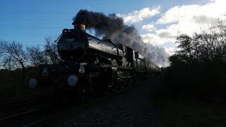 7029 on the Polar Express at Widney Manor 25112023 [upl. by Elbon]