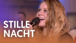 Stille nacht  Nederland Zingt [upl. by Drofxer35]