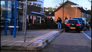 Arrestatieteam valt woning Geitenkamp Arnhem binnen [upl. by Aitnyc166]