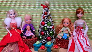 Christmas 2021  Elsa amp Anna toddlers  Santa  gifts  cookies [upl. by Ares]