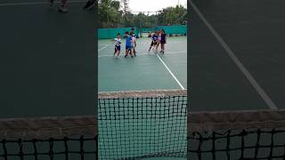 Boys👦🧒🧒🆚Girls 👩👧👧Racket🎾 pass pass fun game😄 Tennis gives kids a chance to make friends👭👬 [upl. by Carry]