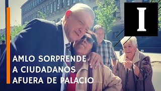 AMLO sale del Palacio Nacional y sorprende a paseantes [upl. by Ansela]