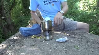 Trick to put a Tatonka cup into a mini rolypoly Homemade lid and hiking in the countryside [upl. by Curtice255]