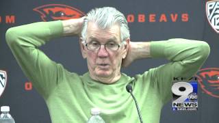 Paul Westhead After Oregons Loss to OSU on 11314 [upl. by Arrol]