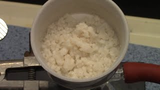 Make Soap From Vegetable Shortening  1 Minute Lesson Using Science [upl. by Lucio]