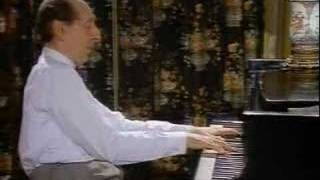 VLADIMIR HOROWITZ PLAYS SCRIABIN quotVerse la flammequot [upl. by Etteniuqna]