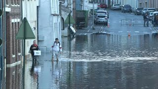 Intempéries dans le PasdeCalais  rues inondées à NeuvillesousMontreuil  AFP Images [upl. by Emmery]