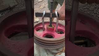 Crossbeam wheeled puller Maintenance utility tool Puller puller [upl. by Nitsreik]