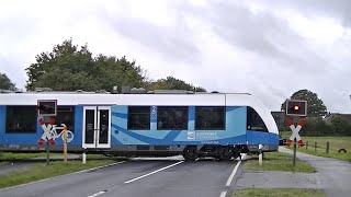 Bahnübergang Hoogstede  Railroad crossing  Spoorwegovergang  Promotierit Nedersaksenlijn [upl. by Avert]