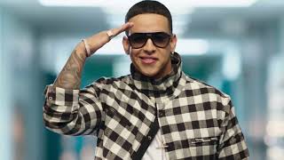 Daddy Yankee Sígueme y Te Sigo Video Oficial [upl. by Marie-Jeanne]