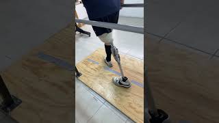 Transfemoral amputee rehab gait shorts prosthetics artificiallimbcenter artificialleg [upl. by Desma]