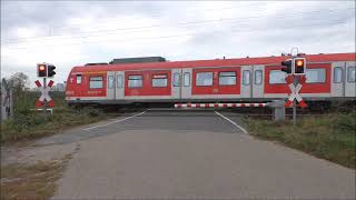 Bahnübergang Eschborn quotIn der WolfslachHahnäckerquot [upl. by Jo-Ann]