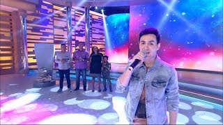 Leandro Borges canta o sucesso Fica Tudo Bem [upl. by Akeenat]