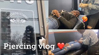 Vlog  Journée piercing😰 Nombril Industrielle et Nez 💙 [upl. by Miharbi927]