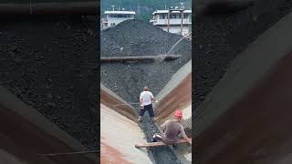 loading coal into a ship is such a dangerous job 😱 shortvideo shorts [upl. by Coben]