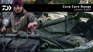 Daiwa Floating Weigh Sling and Folding Unhooking Mat  Lewis Swift  Daiwa Carp [upl. by Mure]