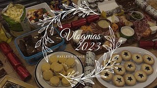 vlogmas 03  a short hiatus more gift knitting amp christmas celebrations [upl. by Luann]