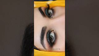 Easy Green Smokey Eye Makeup Tutorial for Beginners in Urdu Hindi makeuptutorial shorts [upl. by Yralam]