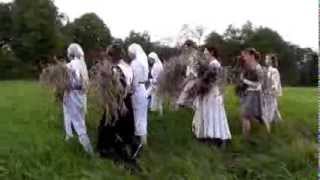 Latvians and Lithuanians singing Latgalian folk song  Atīt zūses klaiguodamas [upl. by Ardel]