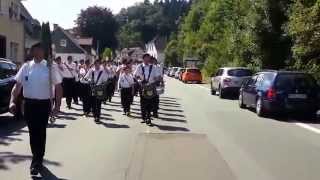 Spielmannszug Biekhofen auf dem Schützenfest Listerscheid 2013 [upl. by Lamahj209]