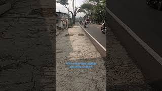 Truk tronton libas tanjakan berbahaya Sukabumi shorts youtubeshorts truktronton sukabumi [upl. by Norford894]