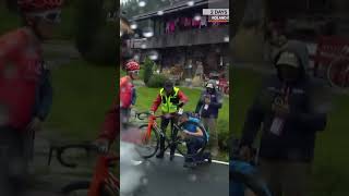 Amazing sportsmanship from Pogacar and GC contenders who wait for Thomas after crash 👏 cycling [upl. by Luz196]