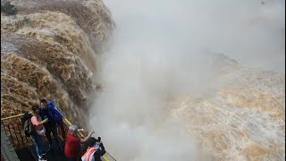 Cataratas do Iguaçu atingem um dos níveis mais altos em anos  AFP [upl. by Gwynne]