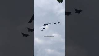 American B2 bomber barish mai qu Nehi ursakta hai [upl. by Daraj]